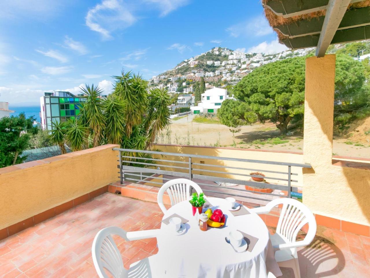 Apartment Velazquez-5 By Interhome Roses Exterior photo